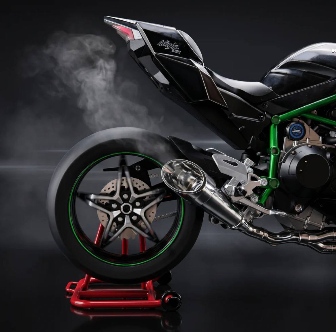 1:9 Kawasaki H2R Premium - Con Humo