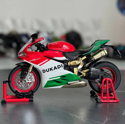1:9 Ducati 1299 Premium - Con Humo
